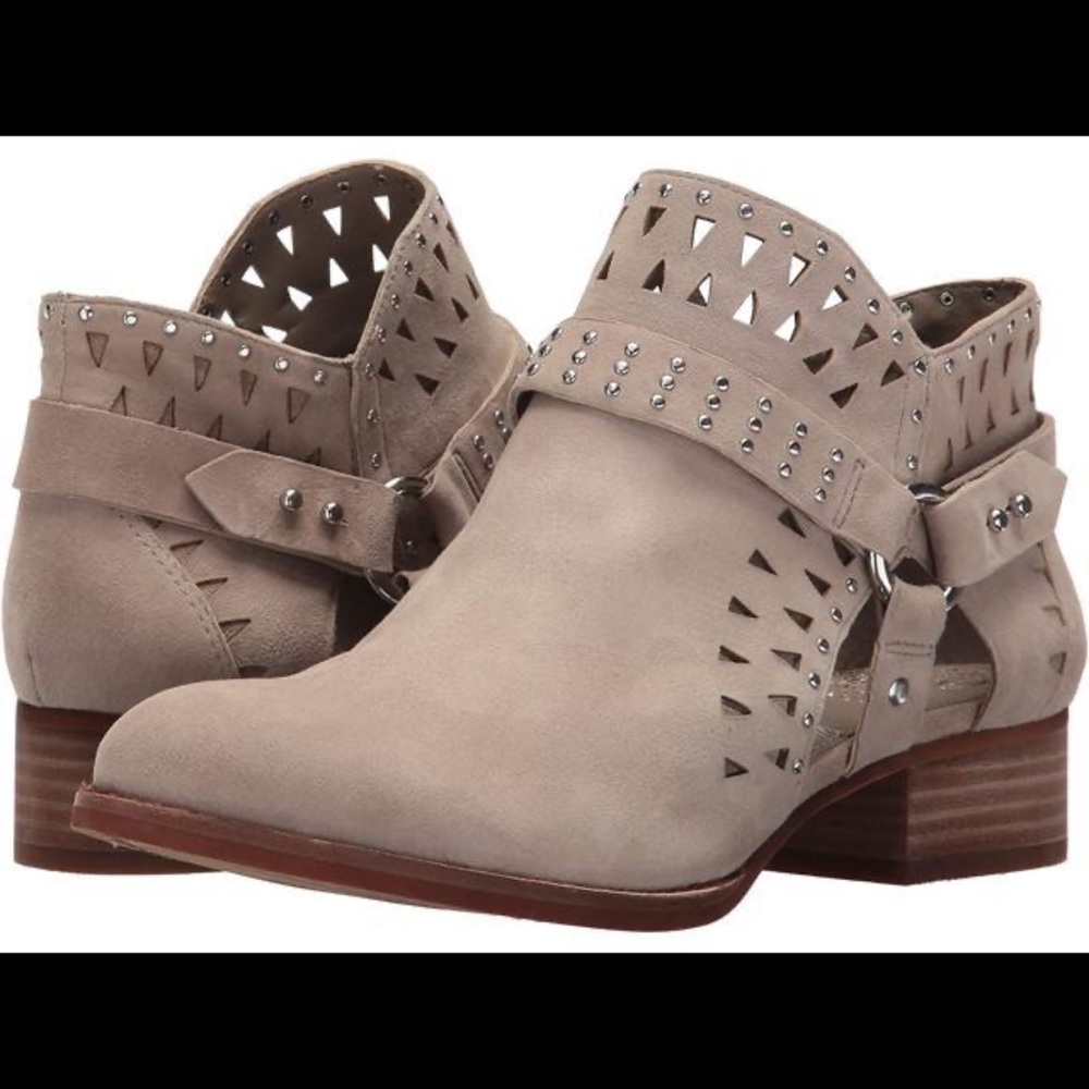 Vince Camuto Booties Size 6